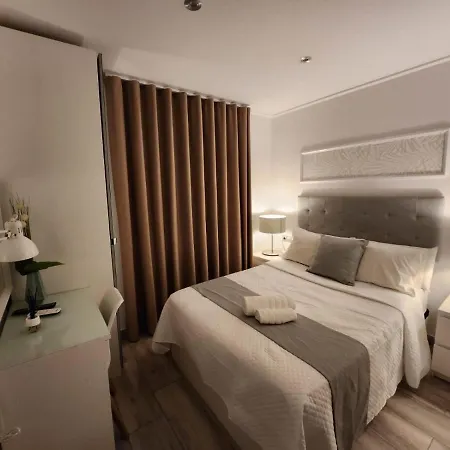 Don Leone Hotel 3*